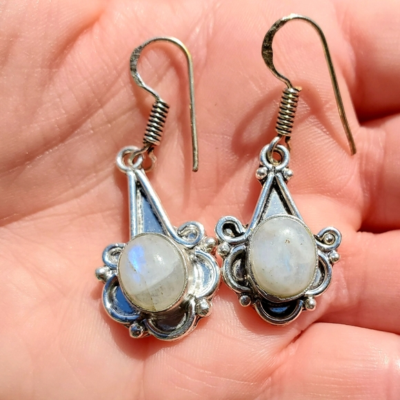 New Rainbow Moonstone Silver Earrings. - Picture 5 of 7